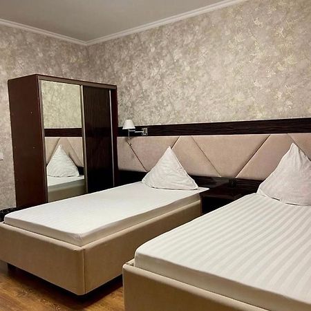 Diar Hotel Atyrau Ngoại thất bức ảnh