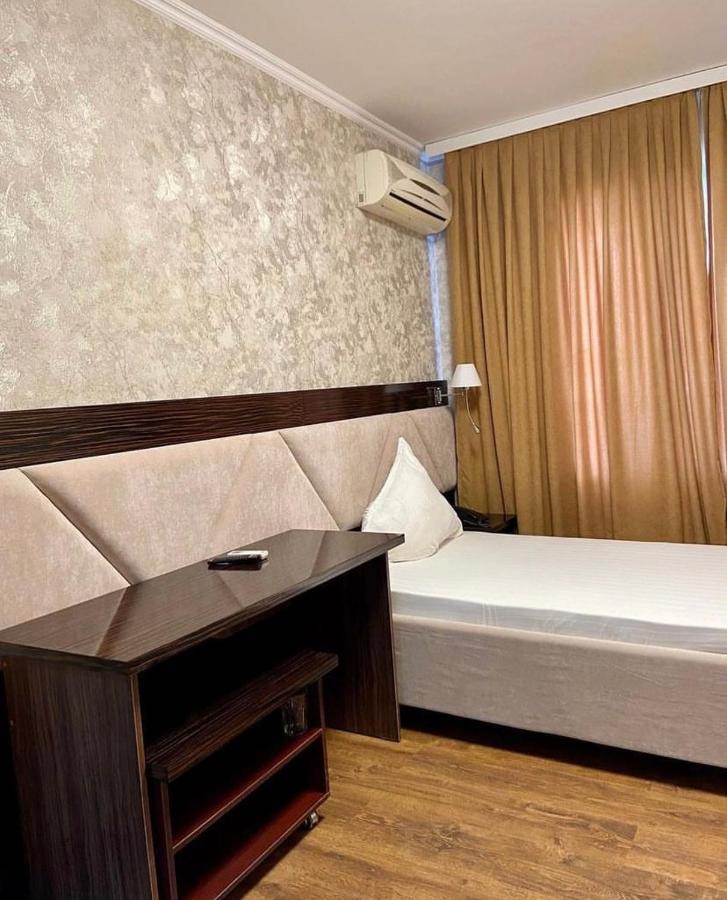 Diar Hotel Atyrau Ngoại thất bức ảnh
